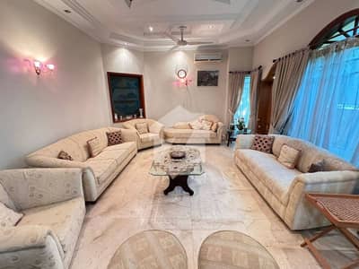600 Yards Bunglow for Sale DHA Defence phase 6 Karachi 600 Yards Bunglow for Sale DHA Defence phase 6 Karachi