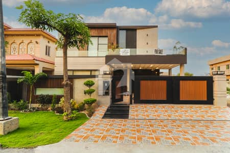 10 Marla House for Sale in Valencia Town Lahore | Prime Location