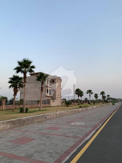 Prime Location Residential Plot For Sale Situated In Royal Palm City - Block M