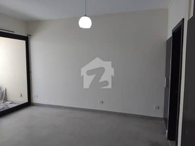 EMAAR CORAL TOWER 2 BED APARTMENT FOR SALE