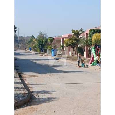 DHA Home Oleander B Neat And Clean House Lake View