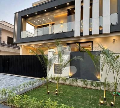 Writing  ULTRA LUXURY 14 MARLA BRAND NEW DOUBLE STORY HOUSE FOR RENT G-13 ISLAMABAD