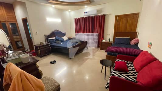 Prime Location 20 Marla House For Sale