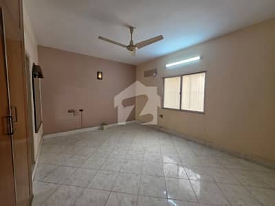 3 Bed DD 1,500 Sq Ft Apartment for Sale | Al Jaffar Apartment Clifton Block 5