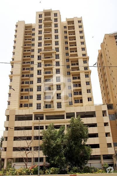 4 Bed DD Flat Available For Sale