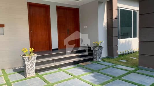 DHA phase 2 one kanal beautiful location House for sale