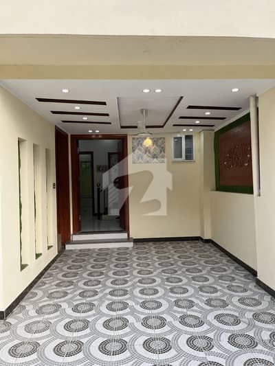 5 Marla Elegant Brand New House for Sale| Prime Location| Bahria Town