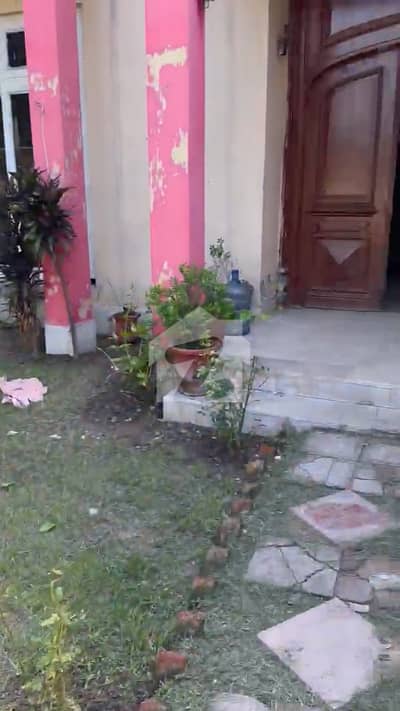 1 kanal double story house for rent pak block