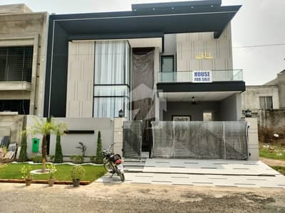 10 Marla brand new modern house available for sale in banker avenue top location 10 Marla brand new modern house available for sale in banker avenue top location