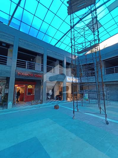 shops available in main cantt