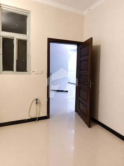 Basment With Seprate Enterance