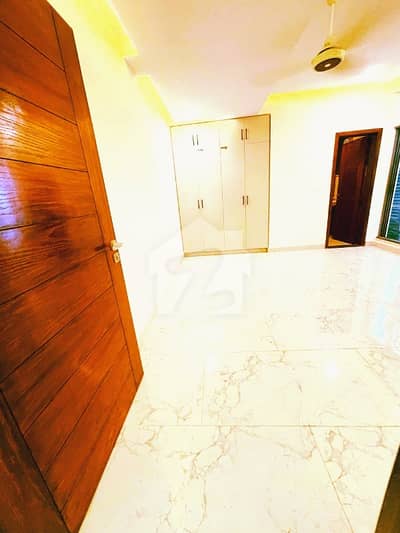 BRAND NEW APARTMENT 4 Bed 7th Floor Open View Available For Rent In Askari 10 Sector S