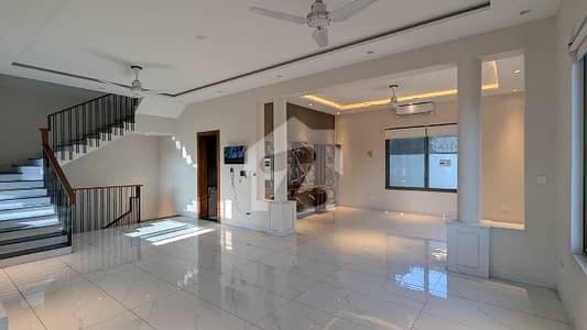 FOR RENT Designer Triple Storey Duplex House 6-Bedrooms F_6/2 FOR RENT Designer Triple Storey Duplex House 6-Bedrooms F_6/2