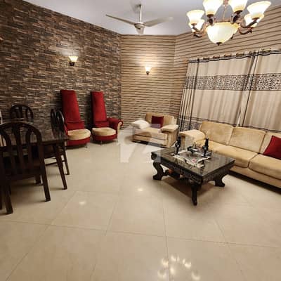 100% CHANCE DEAL ON PLOT PRICE, 328 YARD HOUSE IN PRIME LOCATION OF PHASE 4 100% CHANCE DEAL ON PLOT PRICE, 328 YARD HOUSE IN PRIME LOCATION OF PHASE 4