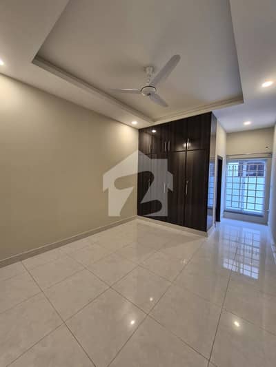 I-11/2 Brand New House For Sale Size 25x60 Double Unit