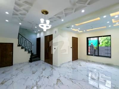 On Excellent Location sale The Ideally Located House For An Incredible Price Of Pkr Rs. 23000000
