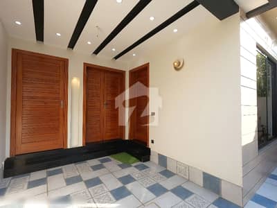 On Excellent Location Sale The Ideally Located House For An Incredible Price Of Pkr Rs. 23000000