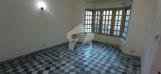Beautiful Double Storey House For Sale Ideal Location I-10-1 Near Markaz
