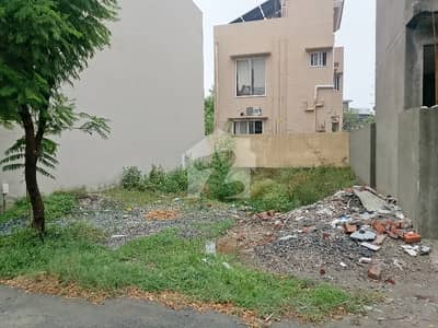 ڈی ایچ اے 9 ٹاؤن ۔ بلاک ڈی ڈی ایچ اے 9 ٹاؤن,ڈیفنس (ڈی ایچ اے),لاہور میں 5 مرلہ رہائشی پلاٹ 1.45 کروڑ میں برائے فروخت۔ ڈی ایچ اے 9 ٹاؤن ۔ بلاک ڈی ڈی ایچ اے 9 ٹاؤن,ڈیفنس (ڈی ایچ اے),لاہور میں 5 مرلہ رہائشی پلاٹ 1.45 کروڑ میں برائے فروخت۔