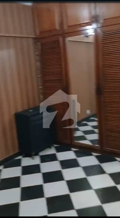 Flat For Sale With Roof In Gulistan-E-Jauhar Block-18