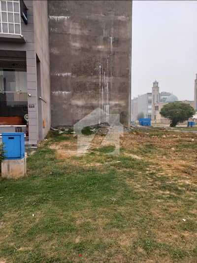 8-MARLA PLOT # CCA1-132 COMMERCIAL PLOT LOCATED IN THE BEST BLOCK OF DHA LAHORE.