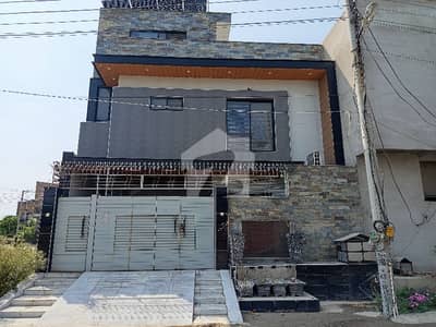 کینال ویلی لوئر کینال روڈ,فیصل آباد میں 5 مرلہ Studio مکان 2.0 کروڑ میں برائے فروخت۔