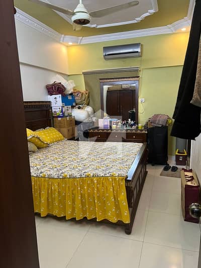 FLAT 3 BED D/D 1ST FLOOR FOR SALE