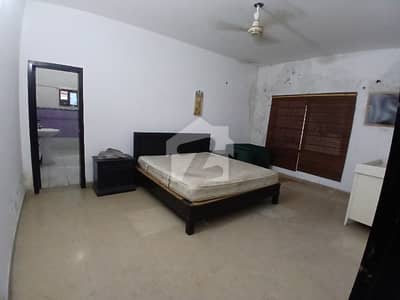 1 Bed Semi Furnished Room Available In Dha Phase 1 Near Avenue Mall Farooq Hospital Ahore 1 Bed Semi Furnished Room Available In Dha Phase 1 Near Avenue Mall Farooq Hospital Ahore