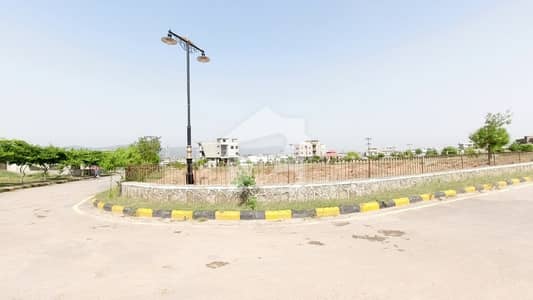 Residential Plot Sized 1 Kanal In CDECHS - Cabinet Division Employees Cooperative Housing Society Residential Plot Sized 1 Kanal In CDECHS - Cabinet Division Employees Cooperative Housing Society