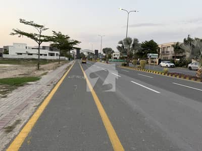 10 MARAL RESIDENTIAL CORNER ON MAIN PINE AVENUE ROAD BLOCK "A" IS AVAILABLE FOR SALE 10 MARAL RESIDENTIAL CORNER ON MAIN PINE AVENUE ROAD BLOCK "A" IS AVAILABLE FOR SALE