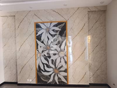 In Bahria Greens - Overseas Enclave - Sector 6 House Sized 10 Marla For rent