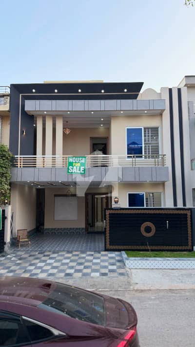 7 MARLA ELEGANT DESIGN | DOUBLE UNIT | 5 BEDROOMS | NEAR TO IMARAT MALL