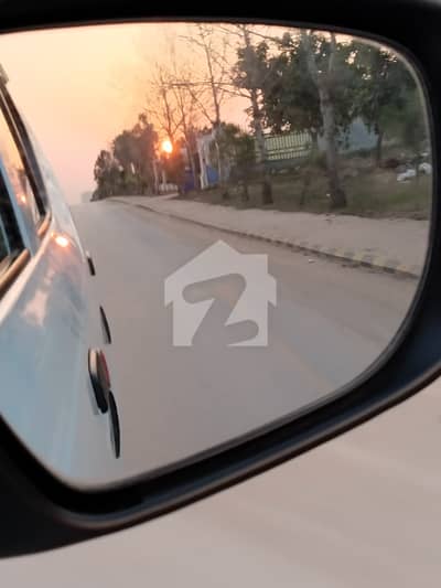 I am selling 7 Marla plot in Block L on good location