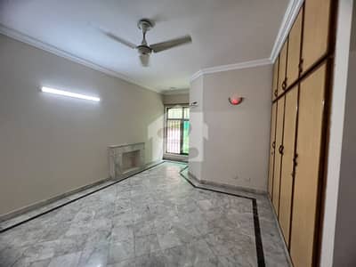 G-9/4 Size 30x50 Ground Floor 2 Bed 2 Bath Dring Tvlounge Kitchen