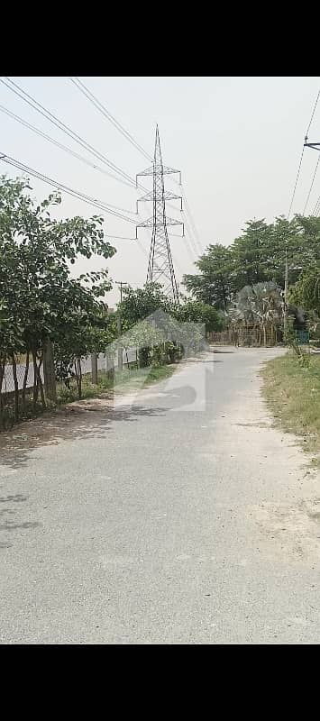 3 Marla simple apartment 2 bed for sale