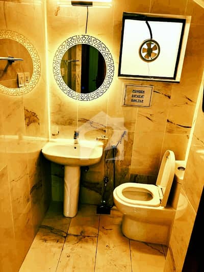 BEAUTIFUL BRIG HOUSE 5 BEDROOM NEAT And Clean Well maintain Available for Rent in Askari 10 Sector F.