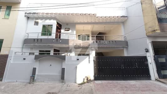 9 Marla Double story new house Bedrooms. 7 with bathrooms 9/ dining room TV launch kitchen car parking all facilities in life available