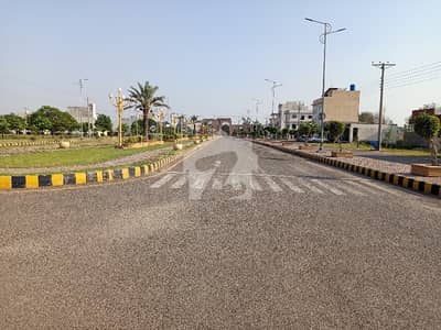 Highly-coveted 3 Marla Residential Plot Is Available In Safari Garden - Block B For sale