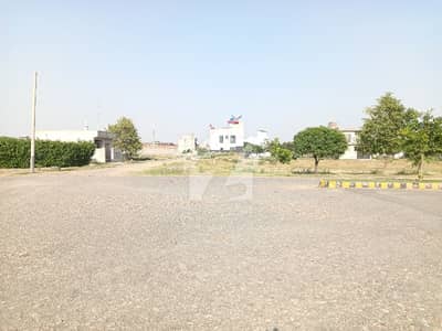 Ideal Residential Plot For sale In Safari Garden - Block B
