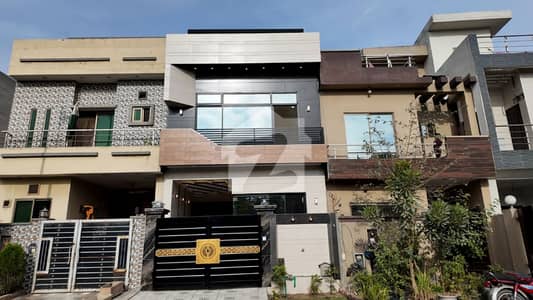 Buy A Centrally Located 3.5 Marla House In Dream Gardens Buy A Centrally Located 3.5 Marla House In Dream Gardens