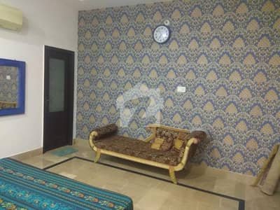 8 Marla Investor Rate Little Bit Used House For Sale In Model City