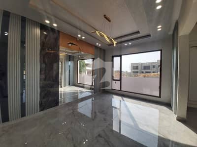500 Sq Yd Luxury Villa For Sale Precinct 17, Near Ali Villa, Bahria Town Karachi