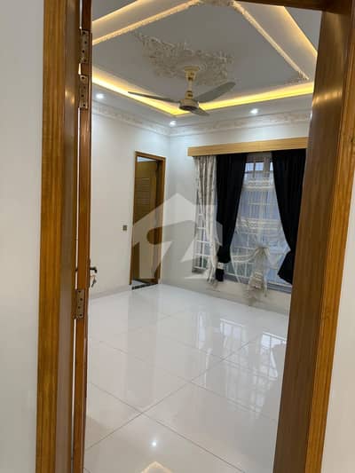 Brand New 10 Marla Upper Portion for Rent Toheed Block, Bahria Town with solar system and 15 kva battery Brand New 10 Marla Upper Portion for Rent Toheed Block, Bahria Town with solar system and 15 kva battery