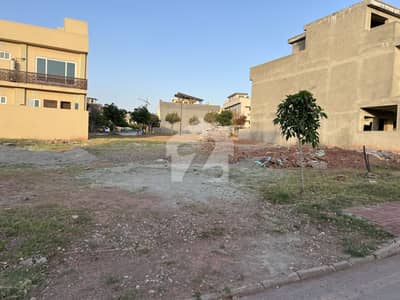 32 Marla Corner Plot Sale Sector F Highted location Bahria Enclave Islamabad