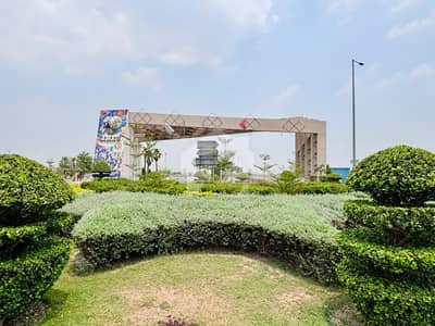 Exclusive 1 Kanal Plot Offering Prime Location & Easy Accessibility Exclusive 1 Kanal Plot Offering Prime Location & Easy Accessibility