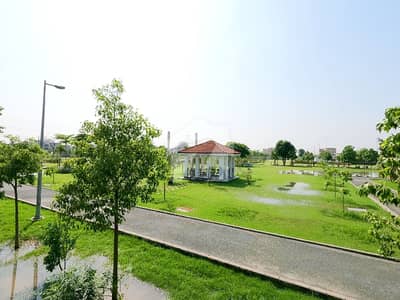 ON GROUND LEVEL PLOT FACING PARK READY TO CONSTRUST AND BEST LOCATION IS FOR SALE