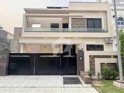 10 Marla Used House with 15 Kv Solar System