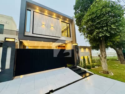 لیک سٹی میڈوز فیز 1 لیک سٹی میڈوز,لاہور میں 5 کمروں کا 10 مرلہ مکان 4.85 کروڑ میں برائے فروخت۔ لیک سٹی میڈوز فیز 1 لیک سٹی میڈوز,لاہور میں 5 کمروں کا 10 مرلہ مکان 4.85 کروڑ میں برائے فروخت۔