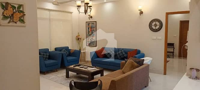 2 Bed Lounge Flat Available For Rent