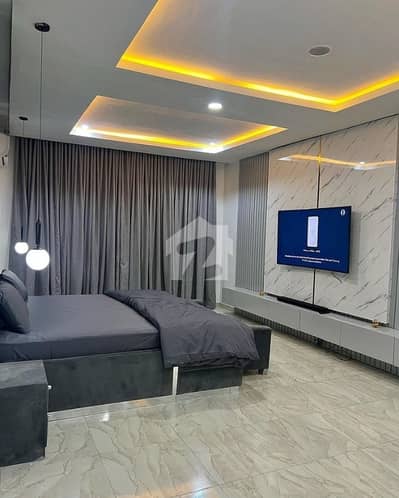 Gulberg Flat Sized 1500 Square Feet Is Available For Rent